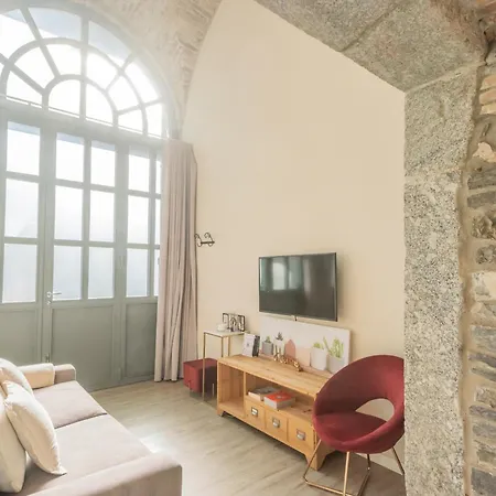 Romantic Escape Centre - Jacuzzi Parking Apartament *