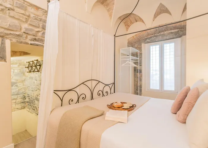 Apartment Romantic Escape City Centre - Jacuzzi Parking Como