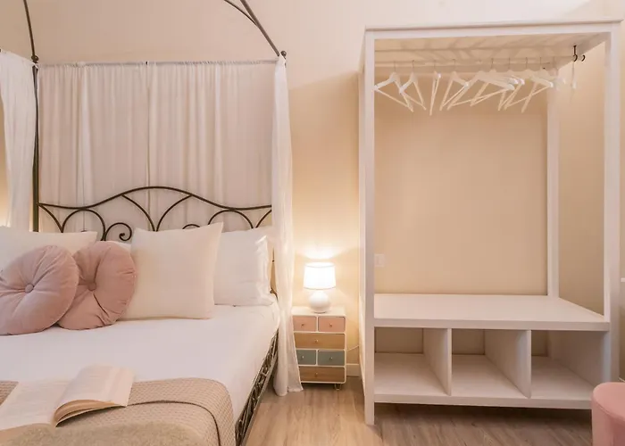 Apartment Romantic Escape City Centre - Jacuzzi Parking