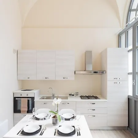 Apartament Romantic Escape City Centre With Jacuzzi Par...