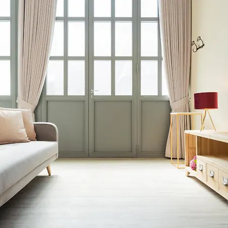 Apartament Romantic Escape City Centre With Jacuzzi Par...