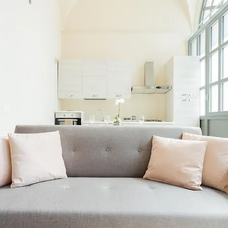 Romantic Escape City Centre With Jacuzzi Par... Apartament *