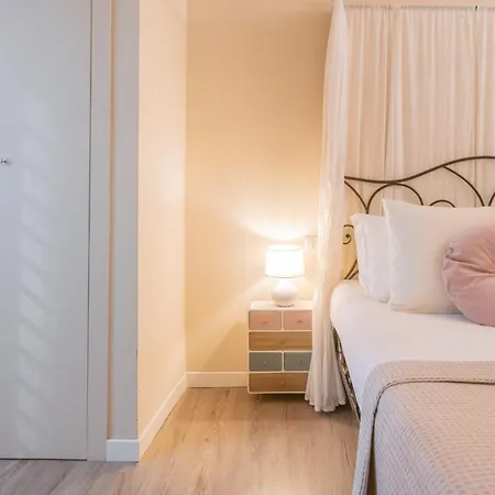 Romantic Escape City Centre With Jacuzzi Par... *