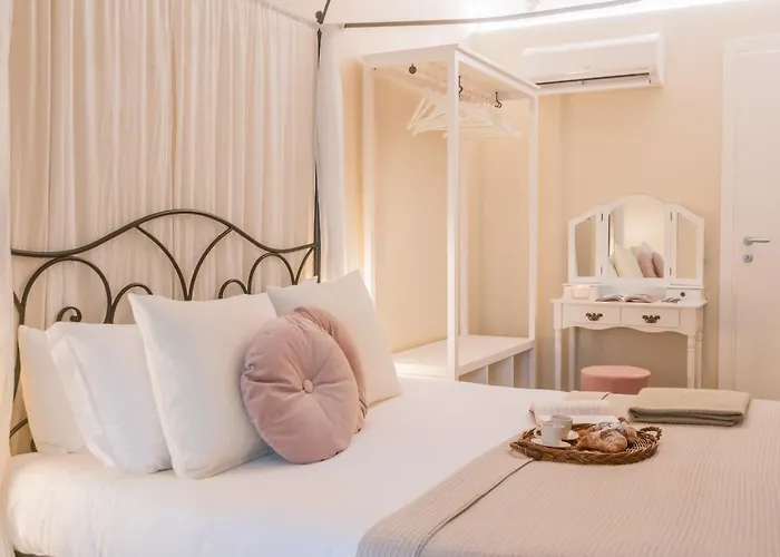 Апартаменты Romantic Escape City Centre - Jacuzzi Parking Комо